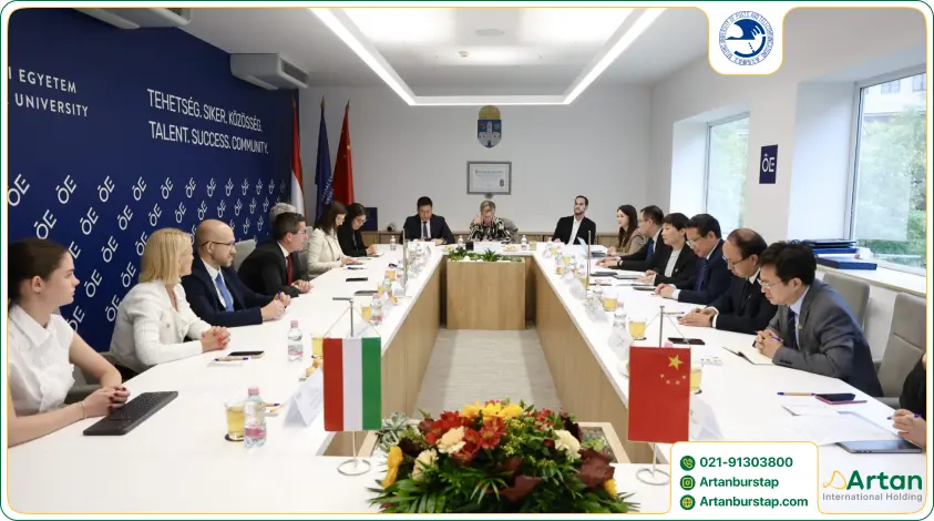 اساتید برتر دانشگاه پست و مخابرات پکن