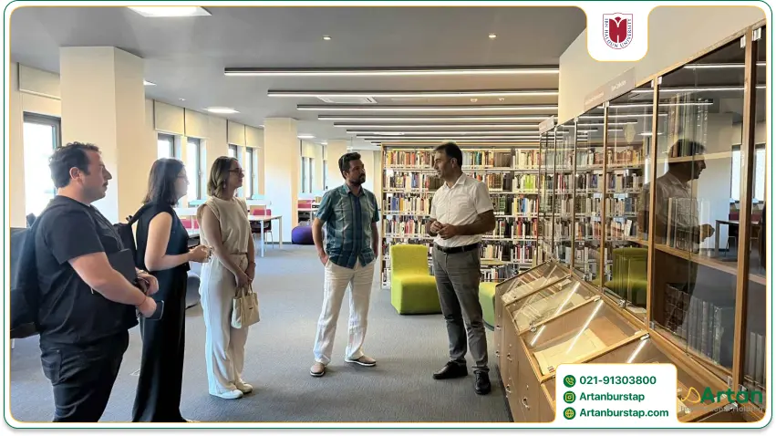 دانشجویان رشته حقوق دانشگاه ابن خلدون استانبول