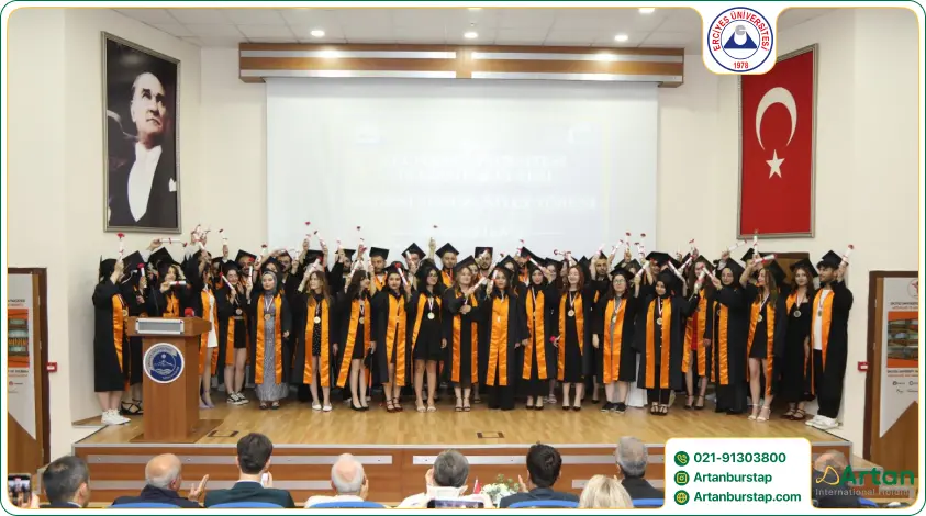 جشن فارغ التحصیلی دانشجویان دکتری دانشگاه ارجیس ترکیه