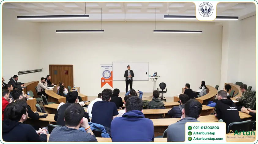 دانشجویان کارشناسی دانشگاه گلیشیم ترکیه