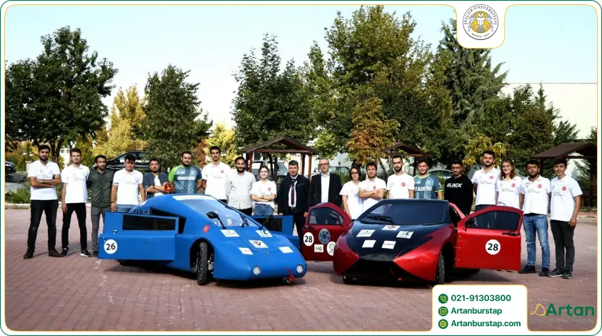 دانشجویان مقطع کارشناسی دانشگاه سلجوق قونیه